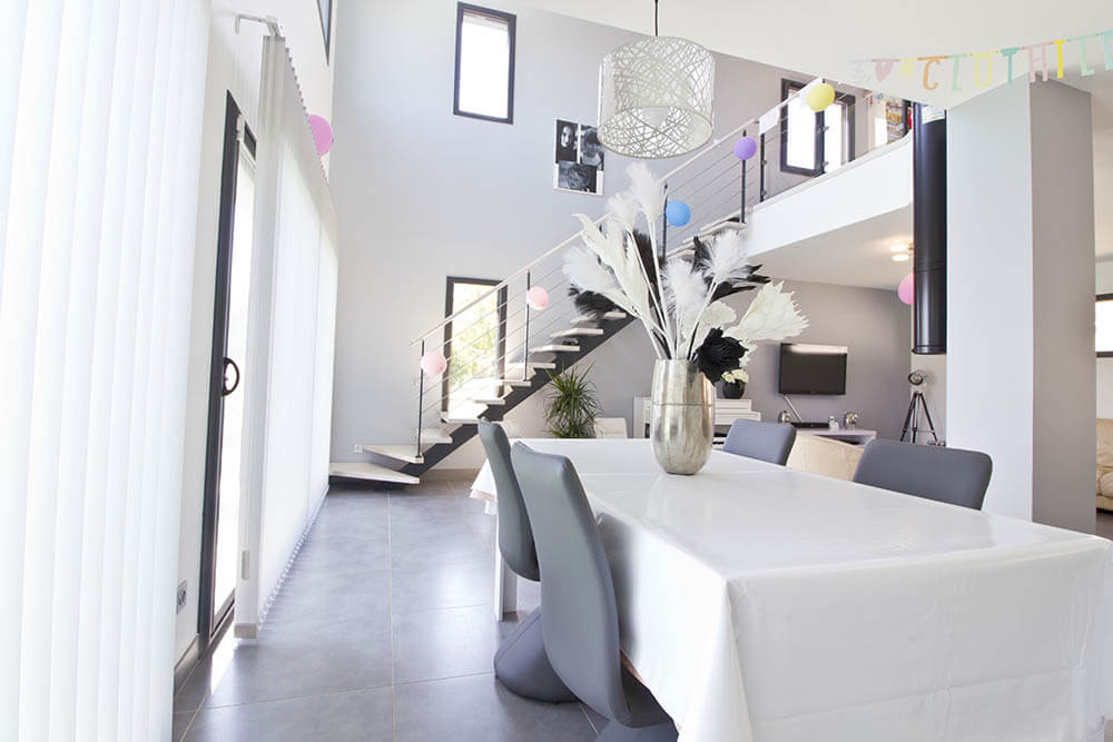 maison valtrea salle à manger